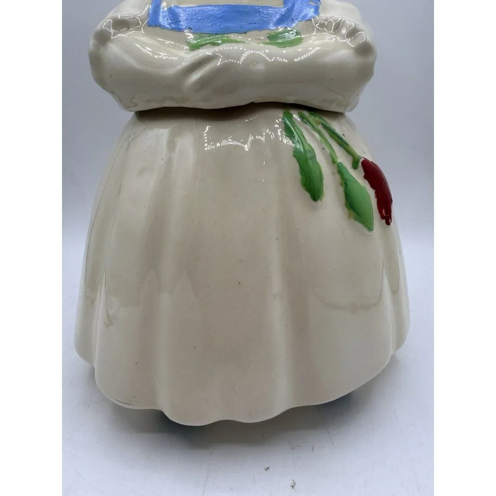Vintage Dutch Girl Cookie Jar 1950s : Hand Painted American Pottery Company ?